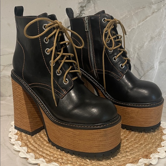 Dolls Kill Shoes - NWOT Dolls kill Current Mood Live Today Ankle Boots